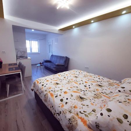 Cozy Apartment Close To Dubrovnik ネウム エクステリア 写真
